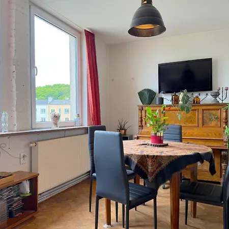 Old School - Charming Place, 15 Minutes To Old Town & Seaside Rum i privatbostad Gdańsk