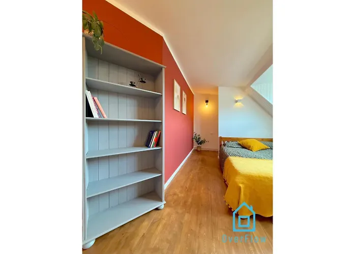 Old School - Charming Place, 15 Minutes To Old Town & Seaside * גדנסק