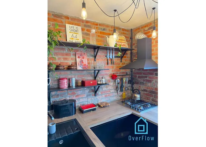 Old School - Charming Place, 15 Minutes To Old Town & Seaside *