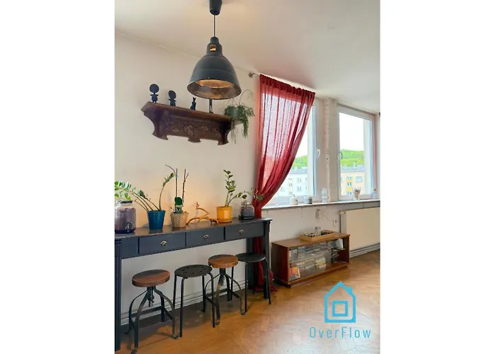 Old School - Charming Place, 15 Minutes To Old Town & Seaside בית אירוח גדנסק